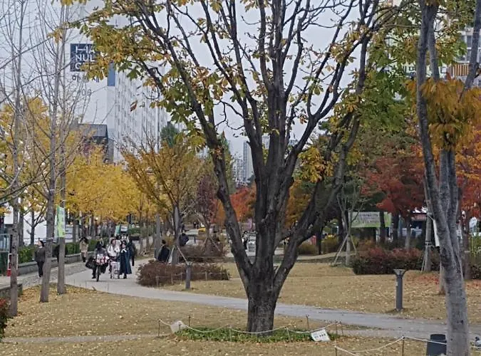 아파트 이든하우스 *
